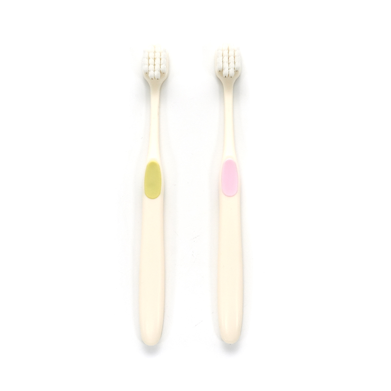 PP/TPE-Griff, USA-Stil, ultrafeine, weiche PBT-Borsten-Tiefenreinigungszahnbürste für Erwachsene